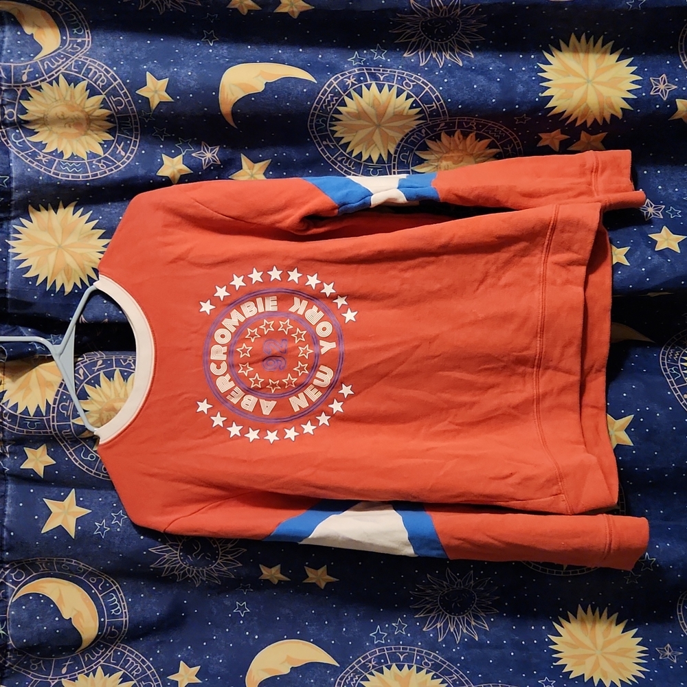 Abercrombie graphic pullover